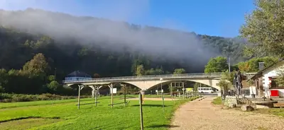 Emplacements motorhomes camping Semois – bornes électriques Poupehan Bouillon